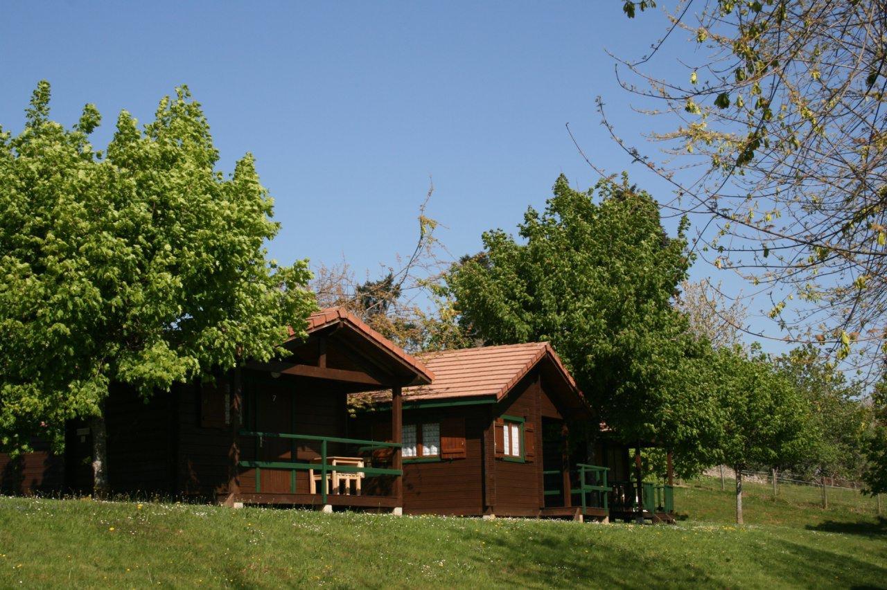 Camping Les Etoiles Saint-Sornin-Lavolps ภายนอก รูปภาพ